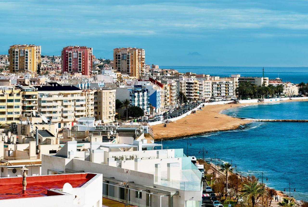 Los Locos-Dos Minutos Torrevieja Exterior photo